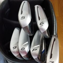 テーラーメイドゴルフセット右打ち用