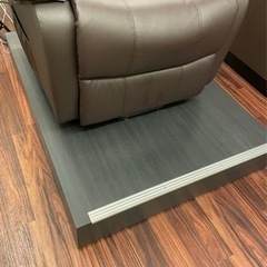 千葉県 印西市まで取りに来られる方限定 電動チェア椅子