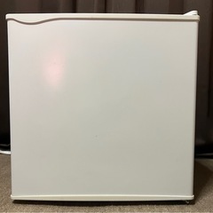 【お渡し済み】ノンフロン電気冷蔵庫 ER-D50WJ(W) 45...