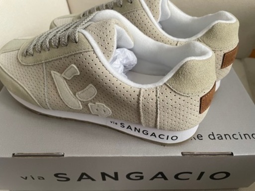 via  SANGACIO  スニーカー