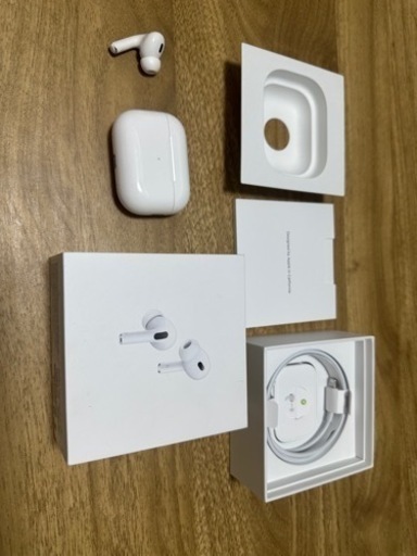 美品　Apple Airpods  pro 第二世代　訳あり 10260円