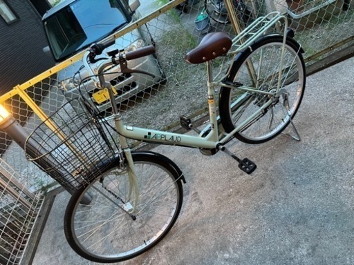 使用10ヶ月未満 自転車 定価3万円位