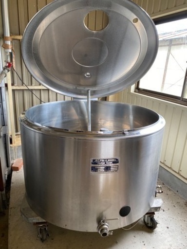 ステンレス　タンク　６００Ｌ