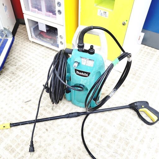 4/29makita 高圧洗浄機 MHW-710 2011年製