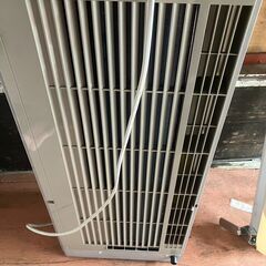 ☆中古￥１７,800！【会員価格￥1７,800】【店長おすすめ！】Haier　窓用ルームエアコン　家電　2016年製　JA-16P型　【BG203】