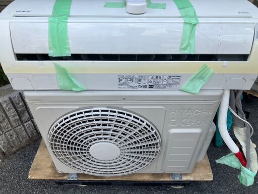 ☆中古￥16,800！【会員価格￥16,800】【目玉商品！】HITACHI　2.2kwルームエアコン　家電　2017年製　RAS-AJ22F(W)型　【BG208】