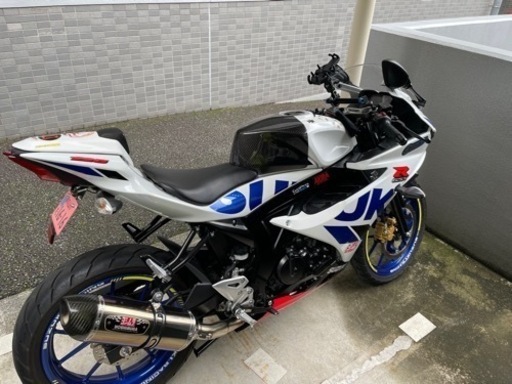 値段相談可　gsx−r125 2020年式　ホワイト　自賠責　R7年6月迄