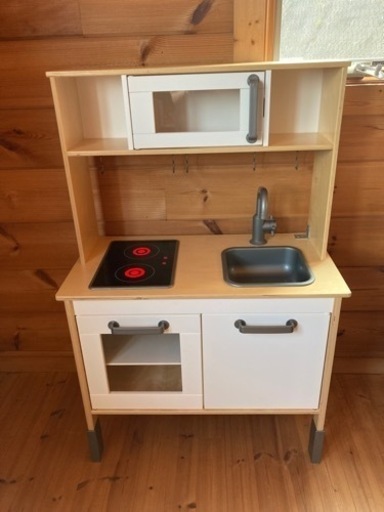 IKEAままごとキッチンと木でできたままごとセットとプラスチックの鍋ややかん全部セット！