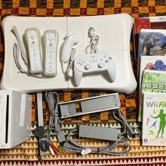 Wii本体＋Wii fit Plus＋おまけのソフト