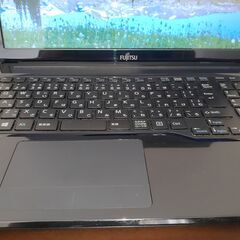 富士通黒 高性能4コア8スレlッド版 Core i7搭載 新品