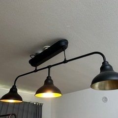IKEAシーリングライト