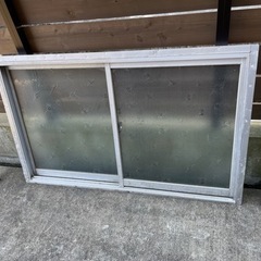 決定致しました。値下げ！します、1点が売れましたので、アルミサッシ
