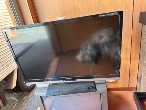 テレビ　シャープ　SHARP LC-40Z5  3000円
