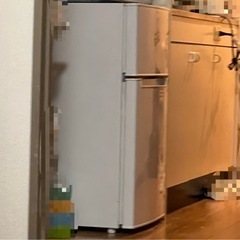 小型冷蔵庫です 2022年製