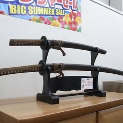 模造刀 太刀・脇差／大小2本セット 掛台付き 【モノ市場東浦店】139