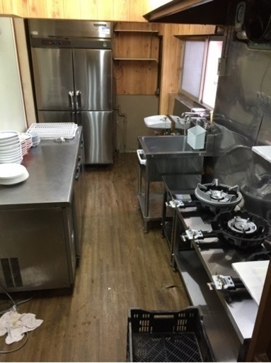 居酒屋閉業の為格安にて機器などお安くお譲り致します