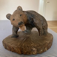 木彫の熊