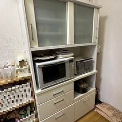 [完了] キッチンボード  食器棚