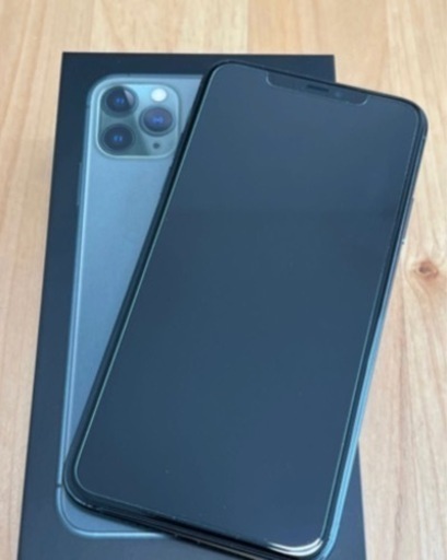 美品】iPhone 11 pro max 256GB ミッドナイトグリーン SIMロック解除済