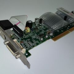 グラフィックボード ATI Radeon 9550SE