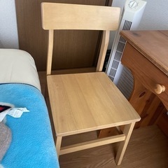 椅子　木製　シンプル