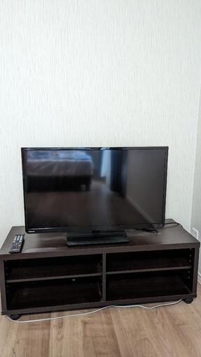 TOSHIBA 32V型液晶テレビ　ハイビジョン　テレビ台付き