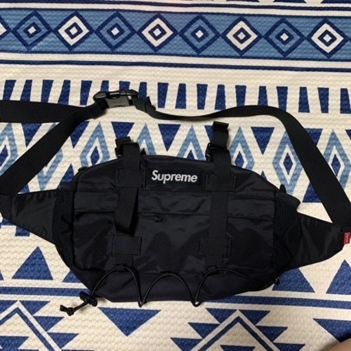 supremeバック