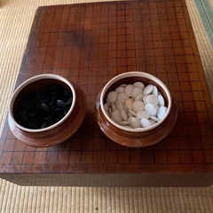 囲碁版と白黒碁石