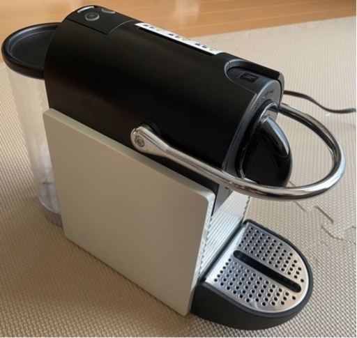 早い者勝ち】ネスプレッソマシン(※カプセル付き) ネスプレッソ C30