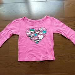095T141.BabyGAP濃いピンク色の長袖シャツ