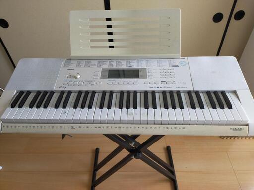 電子ピアノ及び台