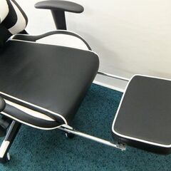 【自社配送は札幌市内限定】GTRacing ゲーミングチェア GT909 ブラック×ホワイト 幅67×奥行51cm 中古【USED】