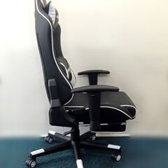 【自社配送は札幌市内限定】GTRacing ゲーミングチェア GT909 ブラック×ホワイト 幅67×奥行51cm 中古【USED】