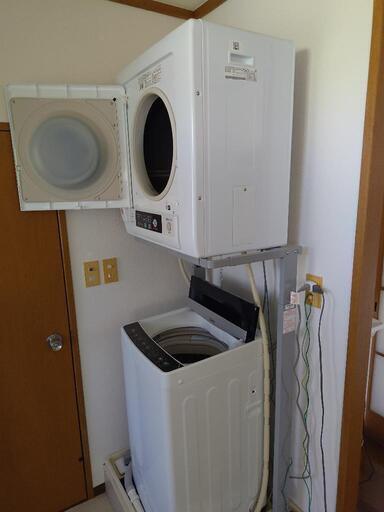 【急募】衣類乾燥機 HITACHI DE-N50WV  5kg 2021年式 専用スタンド付き