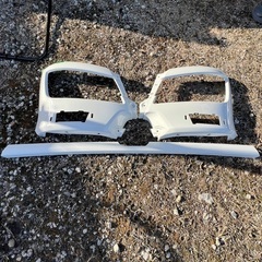 17レンジャー　ヘッドライト左右.リップ