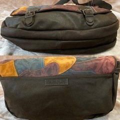 セール！希少Napapijriナパピリ　大型ショルダーバッグ　メンズ　本革レザー セール！希少Napapijriナパピリ 大型ショルダーバッグ メンズ 本革レザー