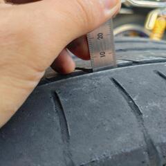 225/50/18 ピレリドラゴン　ミネルバ