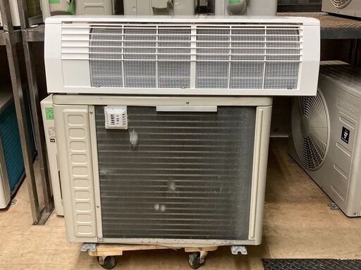 K04381　日立　中古エアコン　主に6畳用　冷房能力　2.2KW ／ 暖房能力　2.2KW