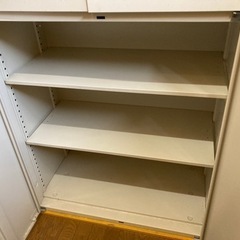 オフィス用スチールキャビネット 両開き鍵付き