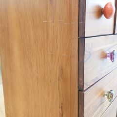 天然木 5段チェスト 引出12杯 脚付き ブラウン 定価33480円■幅60㎝×奥行35cm×高さ70cm■近隣配送無料 買取帝国 朝霞店