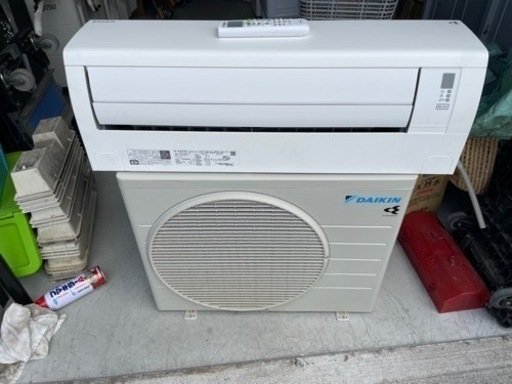 DAIKIN  6畳用　2.2kwエアコン　F22YTCXS-W  2021年製