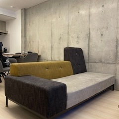 急募”TET SOFA