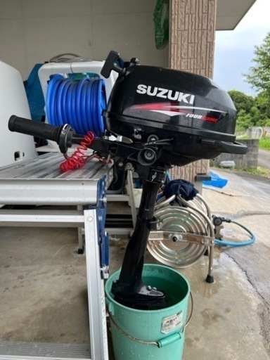 スズキ 2馬力船外機 DF2と船検不要ボートのセット