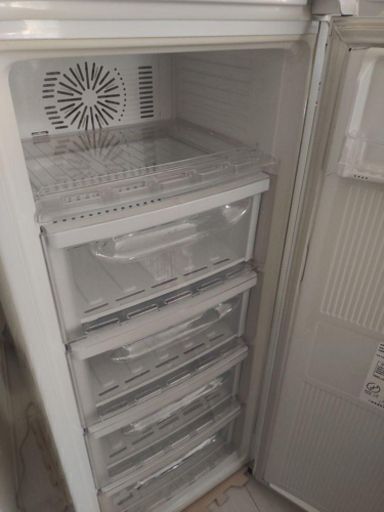 冷凍庫（三菱電機製）