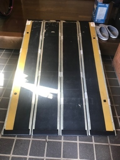 スロープライト　他にもスロープ出品しております。車椅子　自転車　オートバイ　原付き段差R 中古品