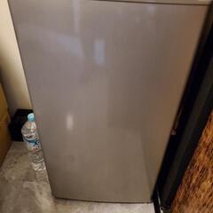 AQUA 1ドア　冷蔵庫　型番AQRｰ81A