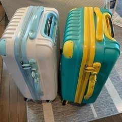 ⭐︎ご相談中　スーツケース（白い方）　2泊3日用　旅行バッグ