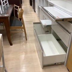 シギヤマ家具未使用品レンジボードのご紹介です