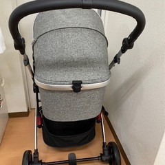 ほぼ新品　ピッコロカーネ小型犬・中型犬カート