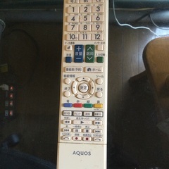 シャープ32型録画内蔵テレビ